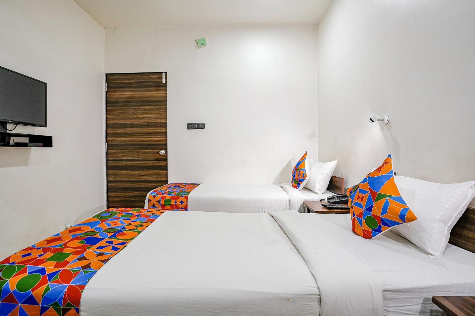 Fabhotel Lotus I 수라트 외부 사진