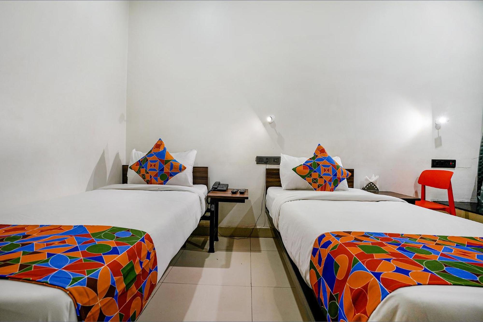 Fabhotel Lotus I 수라트 외부 사진
