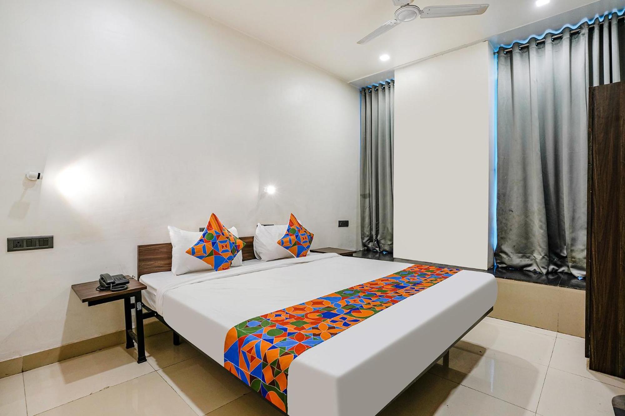 Fabhotel Lotus I 수라트 외부 사진